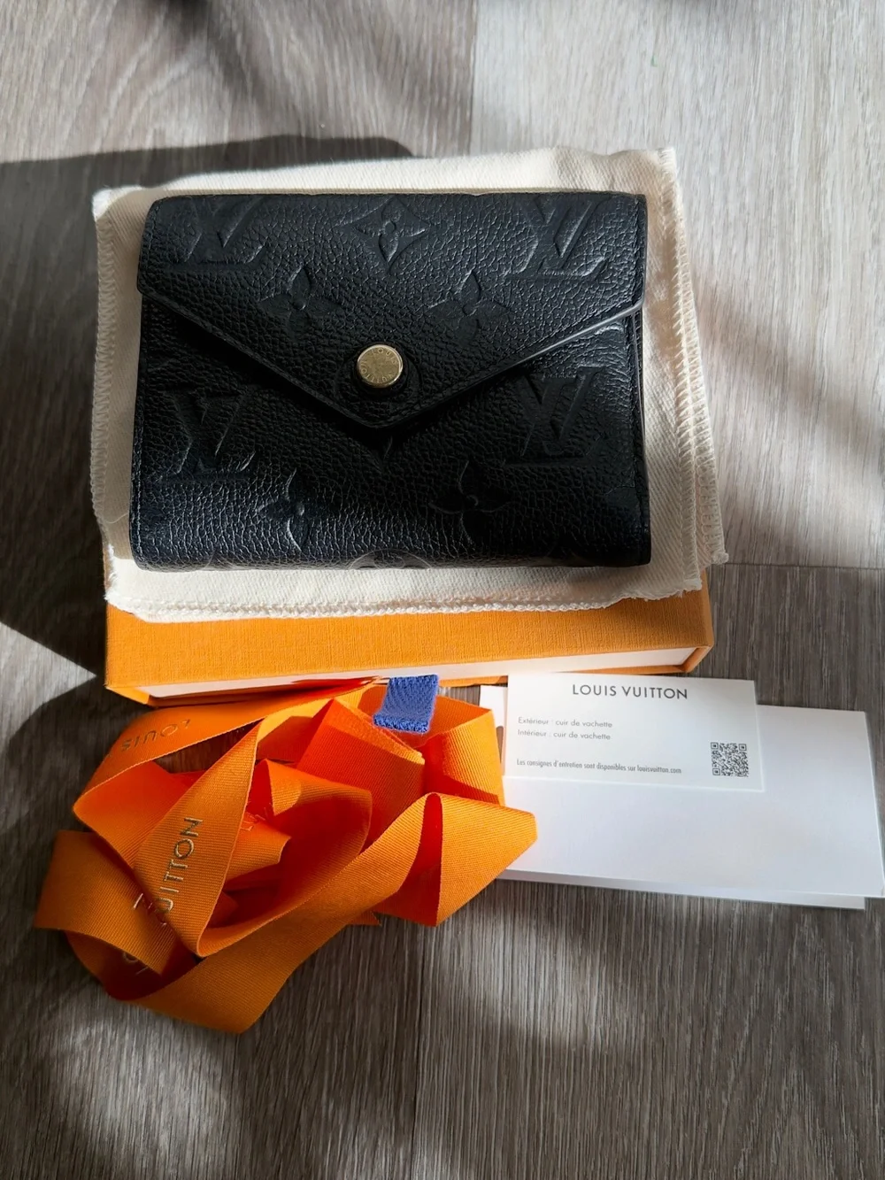 AUTHENTIC Louis Vuitton Empreinte Monogram Bum Bag/ Victorine Wallet Bundle
